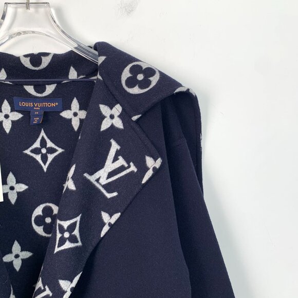 Louis Vuitton Womens Wool & Silk Monogram Belted Coat Size 34 - Picture 3 of 7